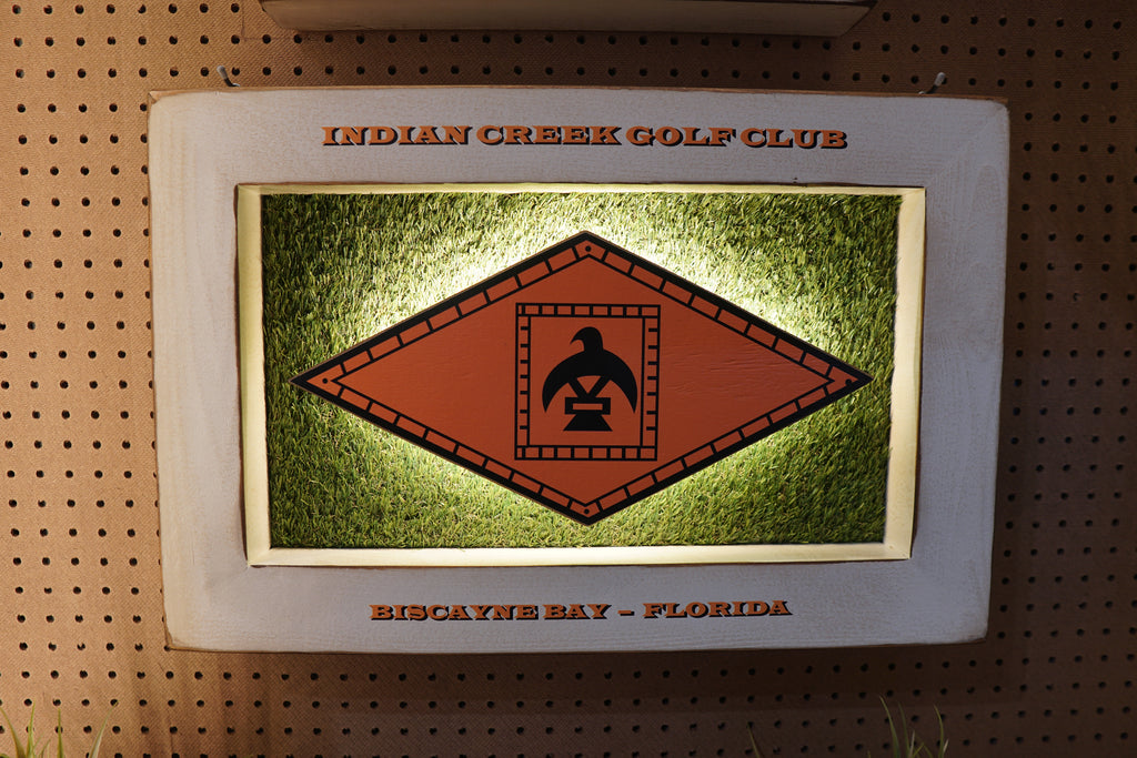 Putter Shadow Box Backlit Shadow Box